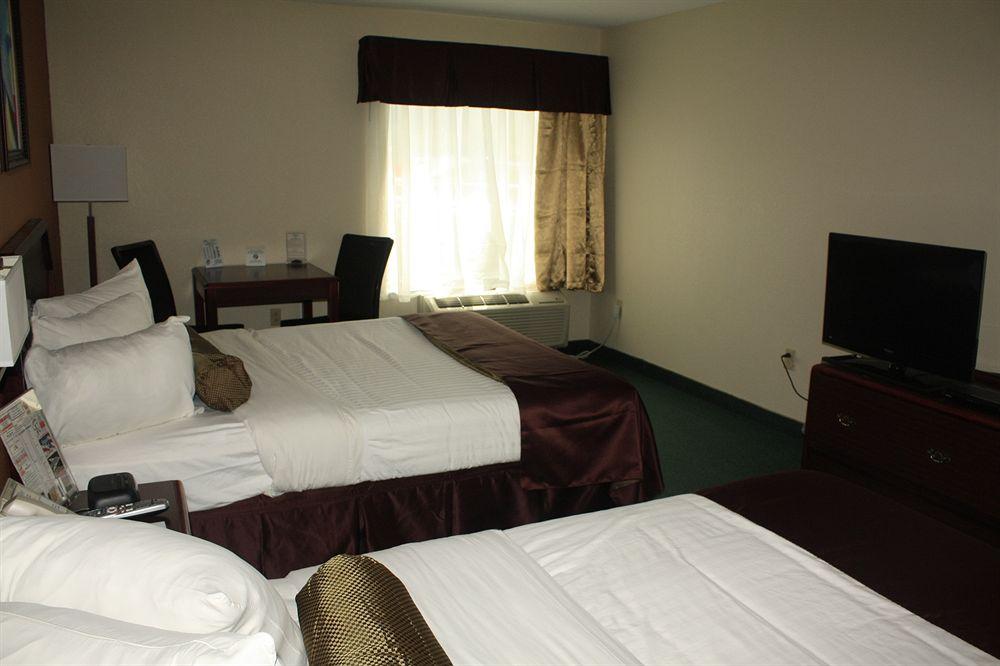 Super 8 By Wyndham Somerset Zewnętrze zdjęcie