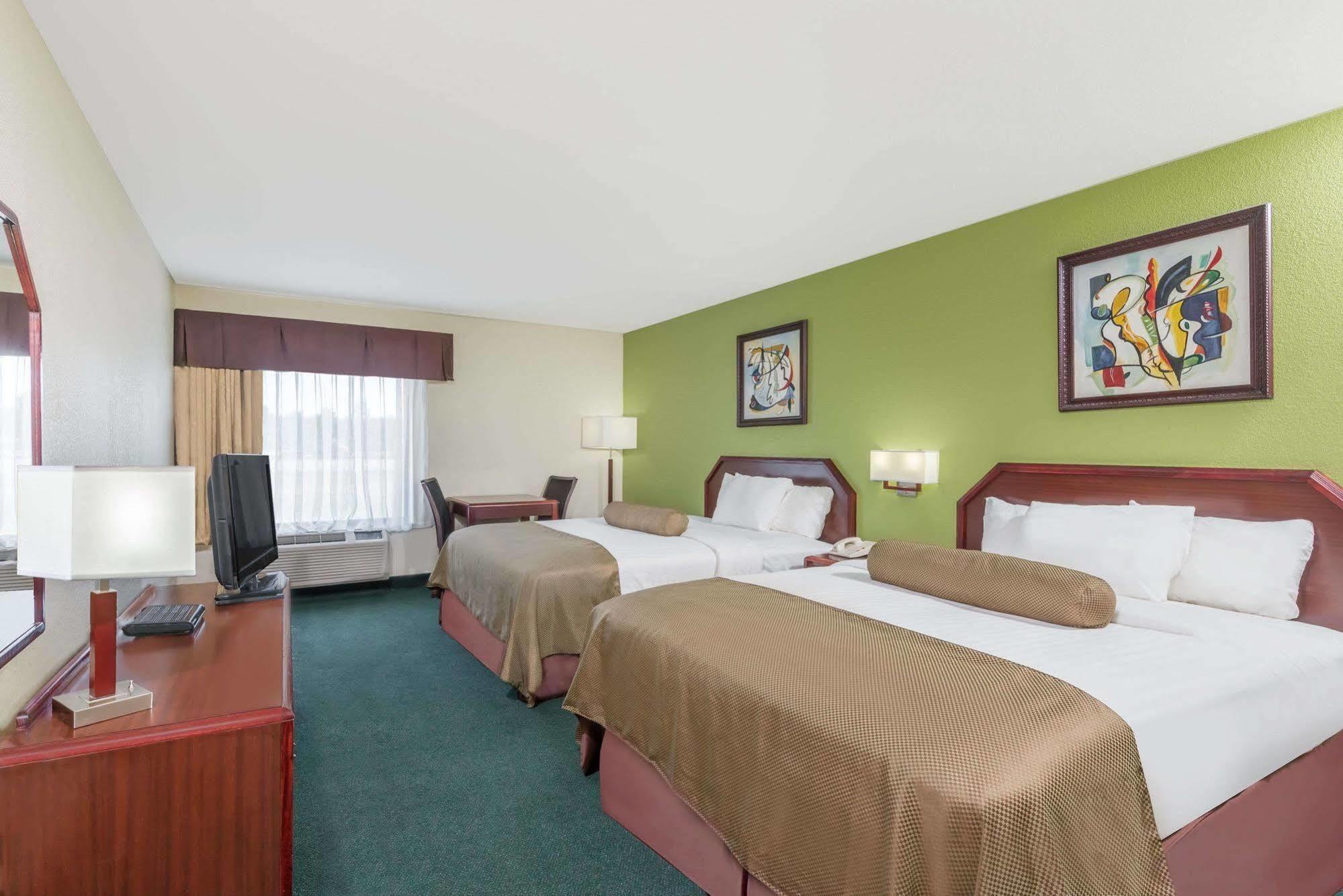Super 8 By Wyndham Somerset Zewnętrze zdjęcie